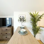 Grange Road Studio 6